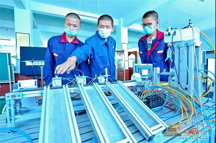 張掖 激活鄉(xiāng)村振興“動(dòng)力源”技術(shù)推廣服務(wù)